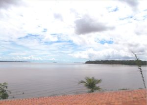 Die Sicht vom Stadtteil Icoarací aus